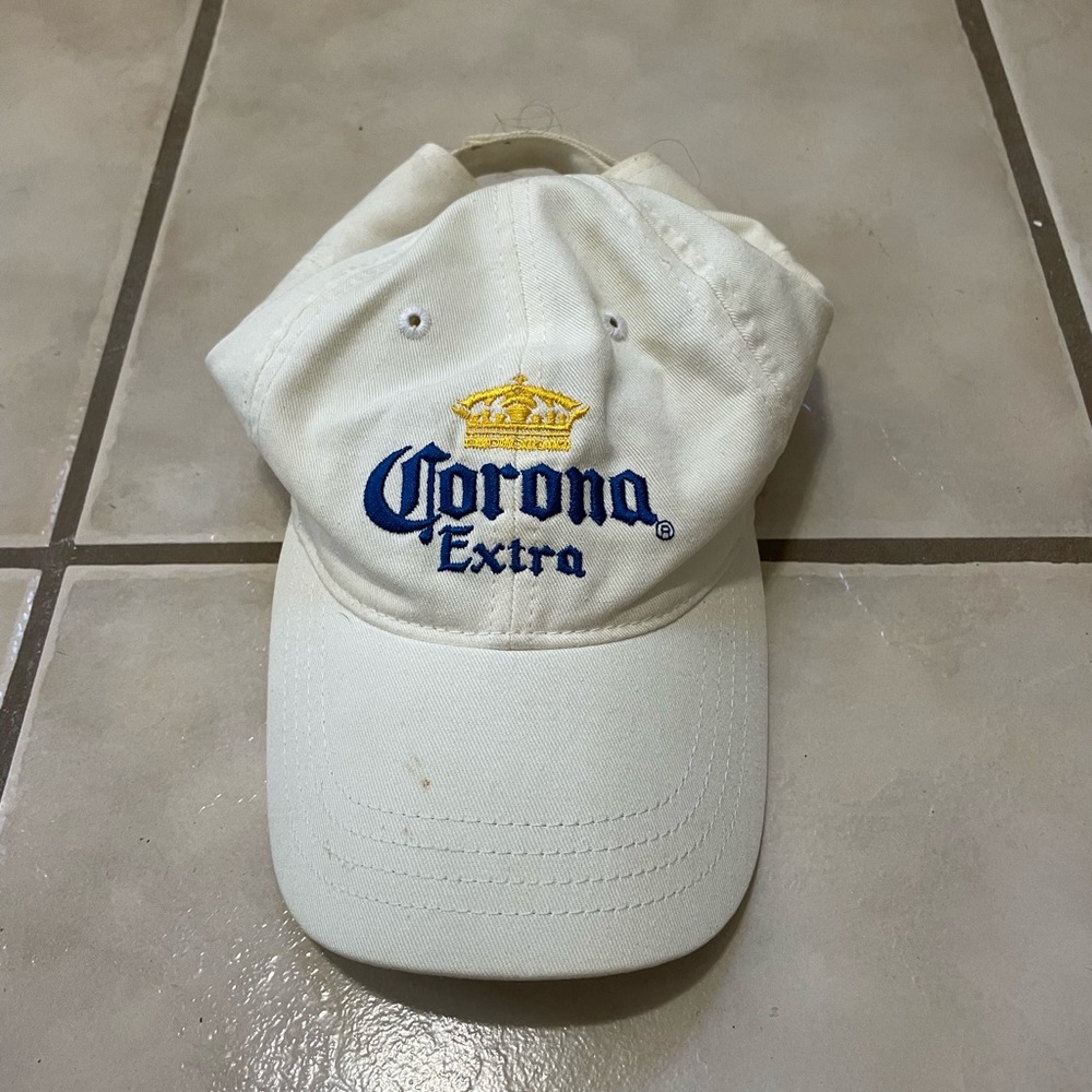 Corona Extra Adjustable White Cap